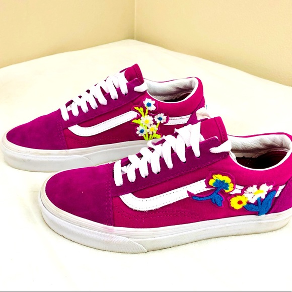 Vans Shoes - VANS magenta dark pink floral low top sneakers women's size 8, men's 6.5
